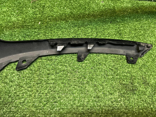 Накладка переднего бампера VW Touareg 2 NF (14-18)