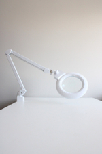 Лампа-лупа настольная на струбцине