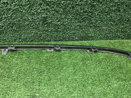 Молдинг решетки радиатора VW Tiguan 2 (2020-н.в.)