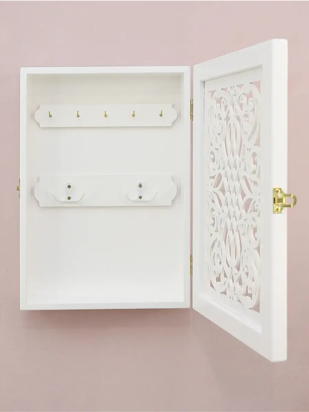 Ключница настенная в прихожую закрытая