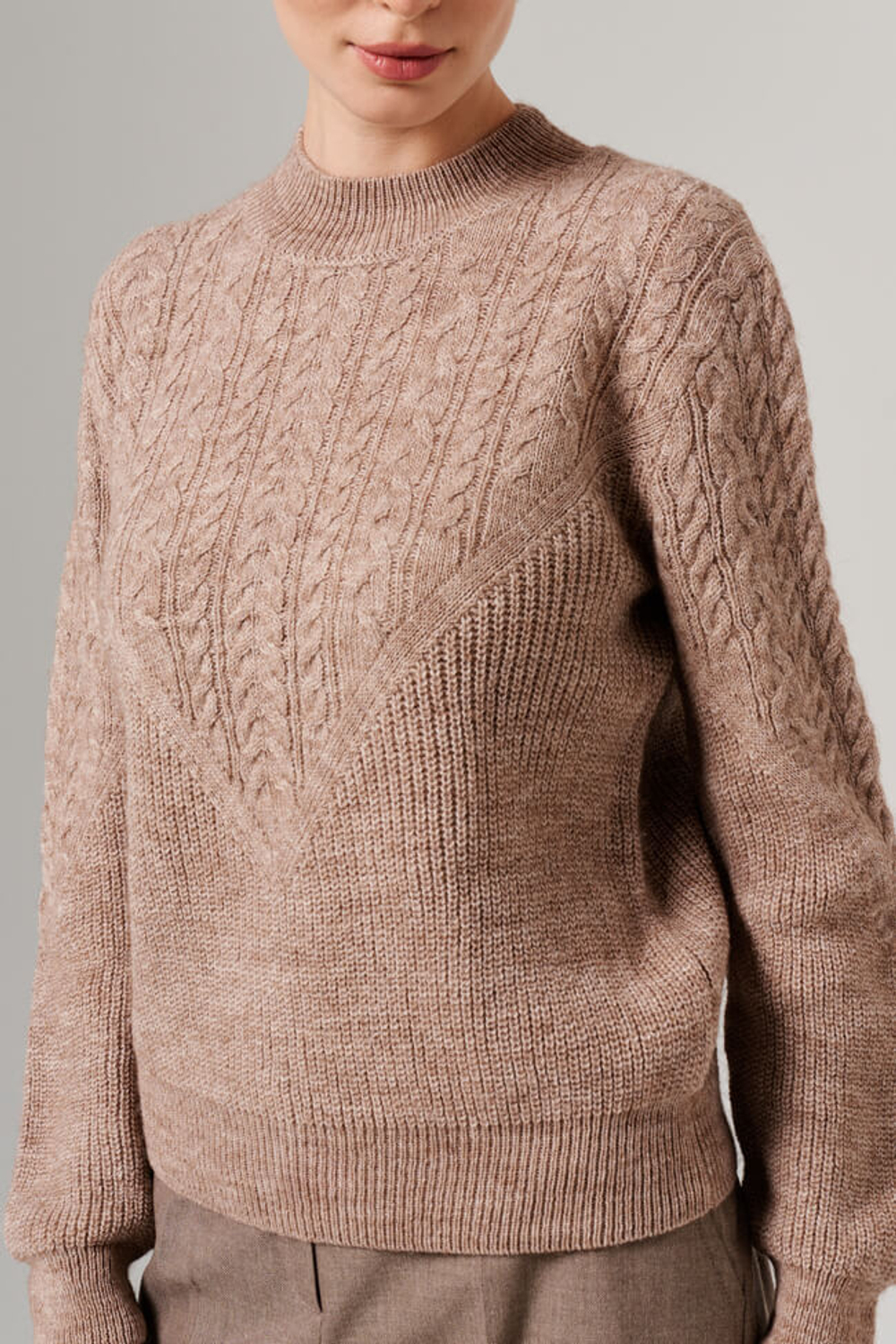 23094 Джемпер женский (бежево-серый)