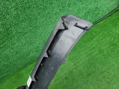 Накладка переднего бампера Lada Vesta (2022-н.в.)