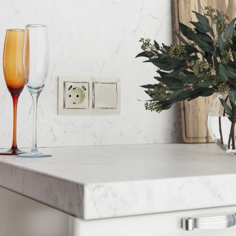 Выключатель одноклавишный проходной (слоновая кость)