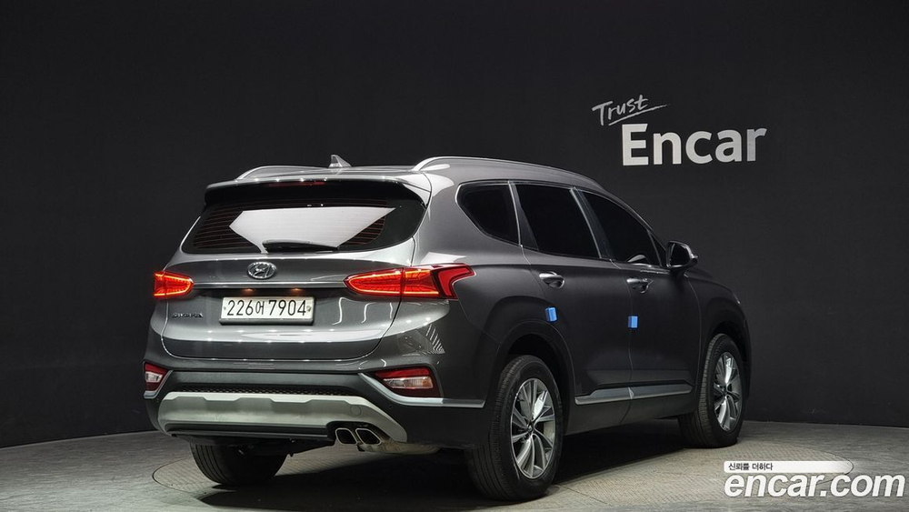 Hyundai Santa Fe TM Дизель 2.0 2WD (10.2019)