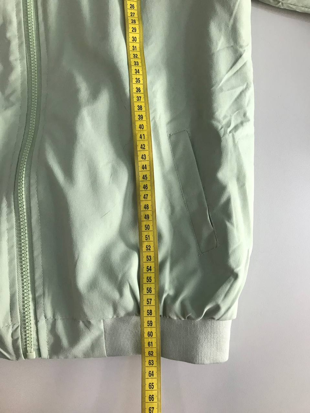 Куртка тонкая, визуально на 46 размер