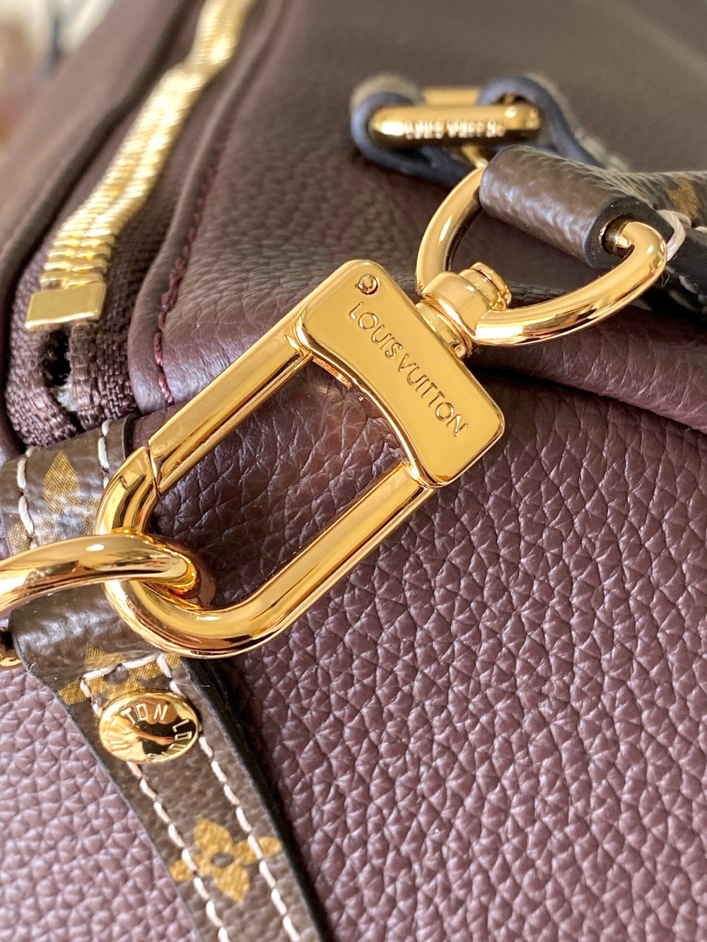 Louis Vuitton Bag 40 cm