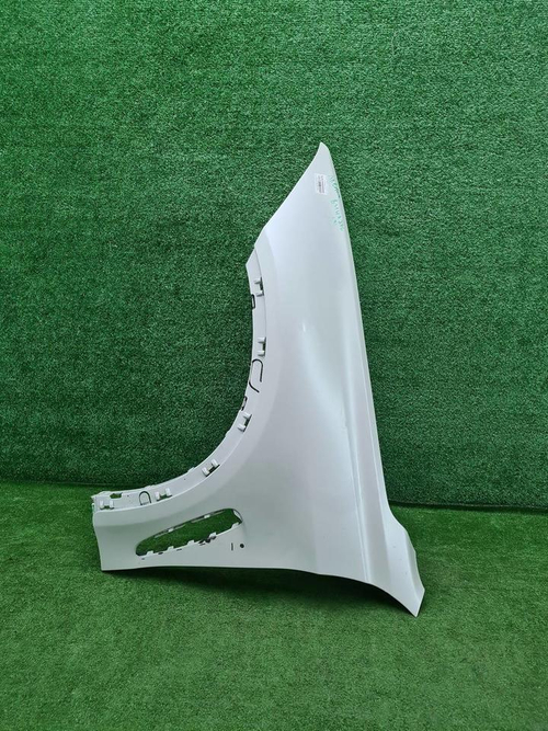 Крыло переднее левое BMW X6M F86 (2014-2019)