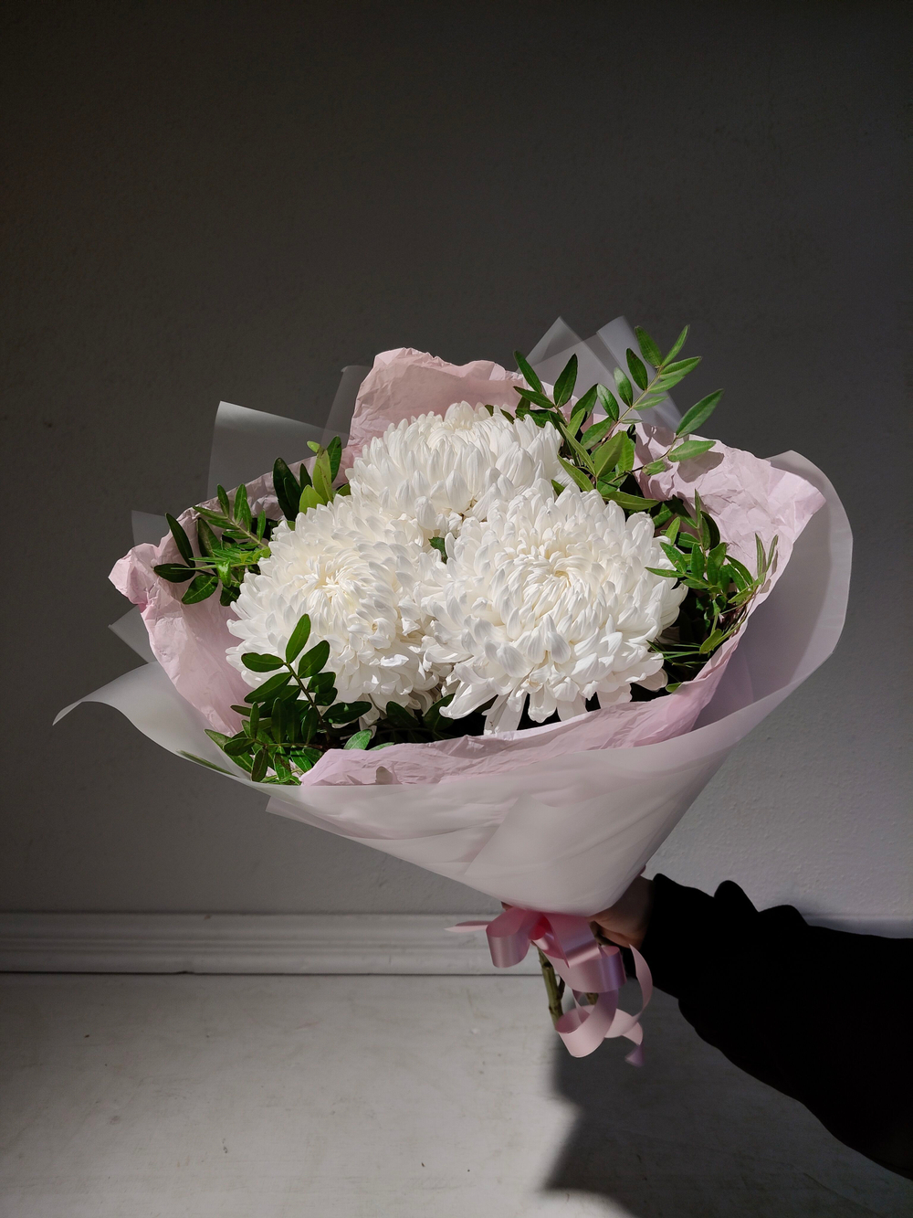 Букет из хризантем и альстромерии (С0033)