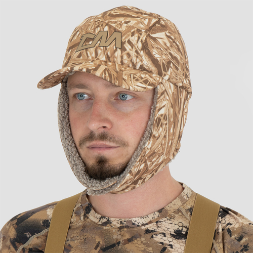 Шапка с козырьком KUNASHIR NW1