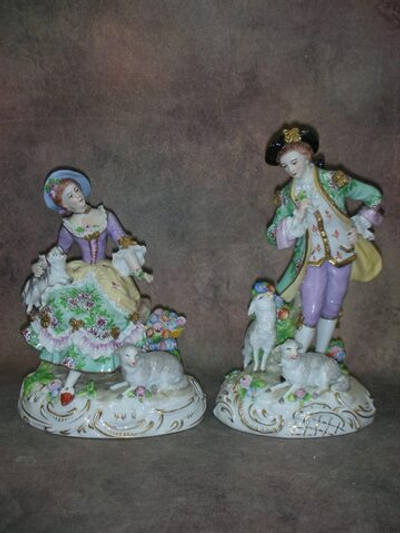 Статуэтка. Фарфор. Пара с барашками. Sitzendorf. Германия