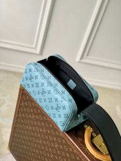Louis Vuitton Dopp Kit Toilet Pouch