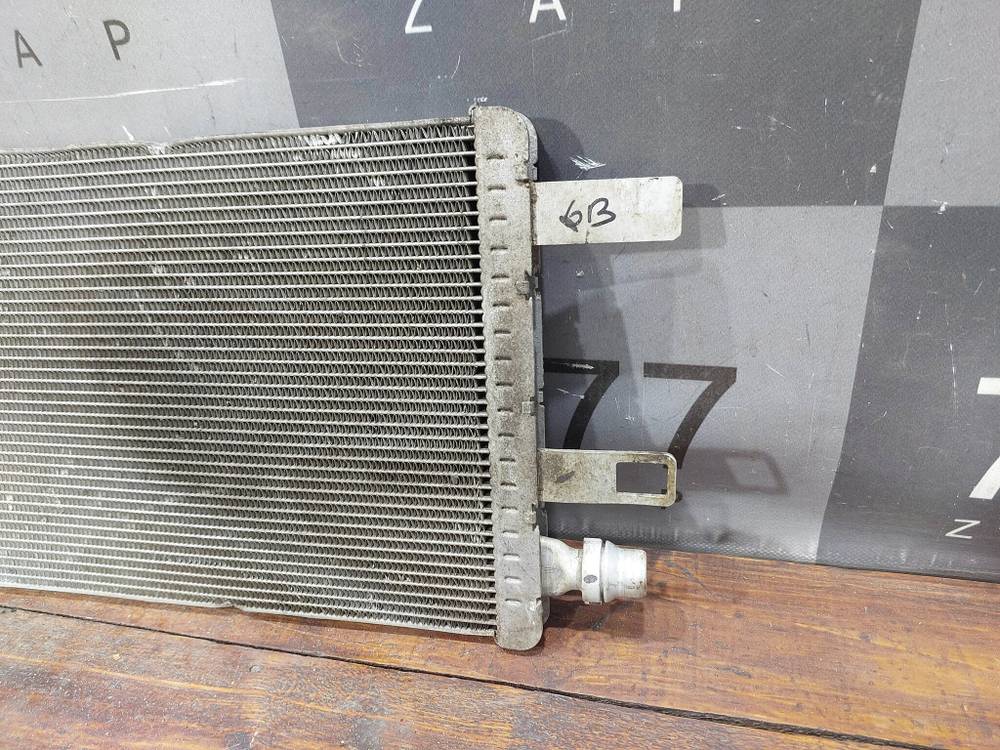 Радиатор охлаждения АКБ Mercedes GLE (V167) 18-нв Б/У Оригинал A1675000400