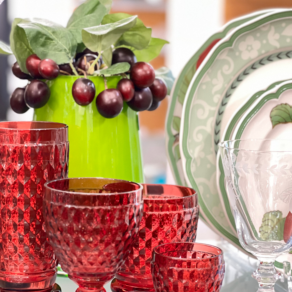 Черешня, ягоды на ветке