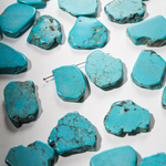 Туркенит (имитация бирюзы), смещенное отверстие, 28-34*21,5-29,5мм