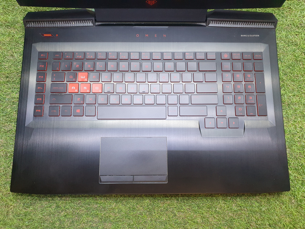 игровой HP i5-7/16Gb/GTX 1050 4Gb/FHD/Omen 17-an063ur 2ym80ea