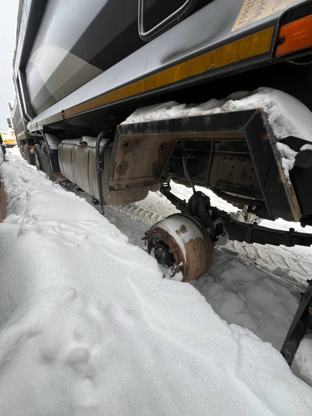 FAW J6 8x4 Самосвал CA3310P66K24T4E5 (Дизельный, 11,1 л, 420 л.с., МТ)