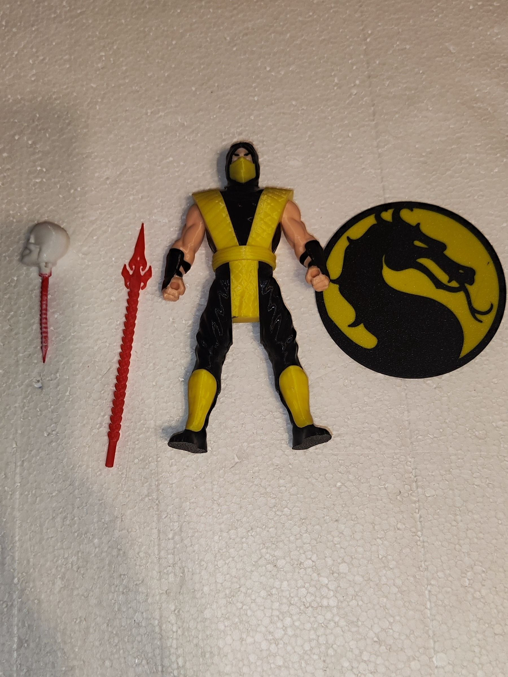 Подвижная фигурка "Скорпион" Mortal Kombat, пластик, цвет желтый
