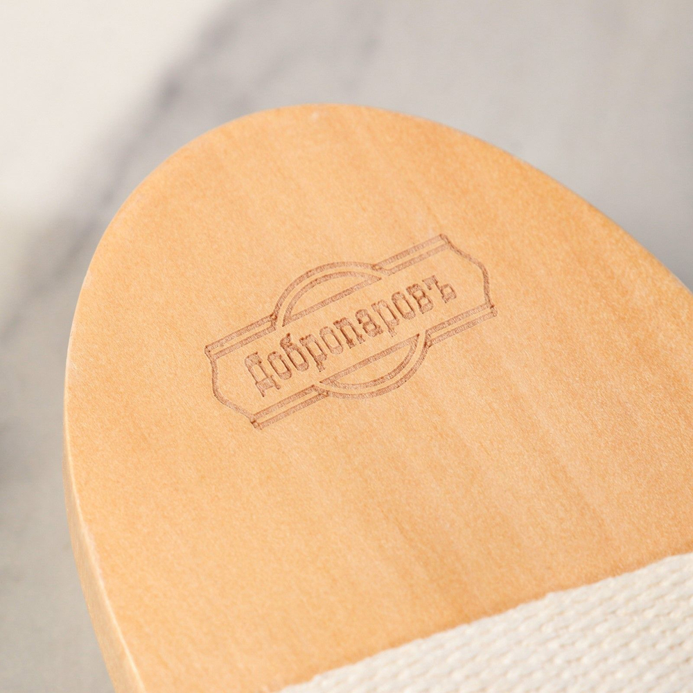 Массажная щётка на руку из натуральной щетины (Цвет: не задано)