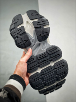 Balenciaga Cargo Sneaker