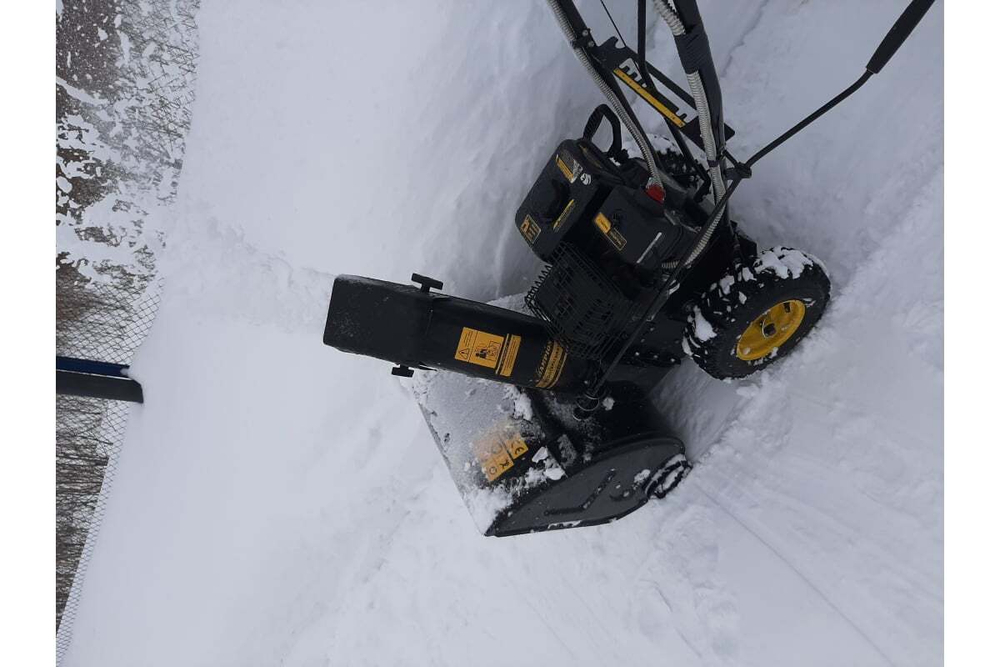 Снегоуборщик Champion ST656
