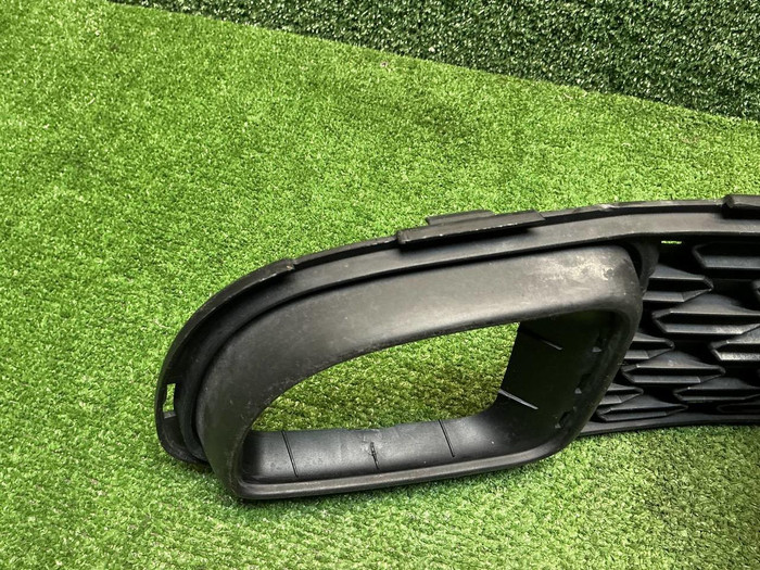 Решетка переднего бампера Mini Hatch R56 (10-13)