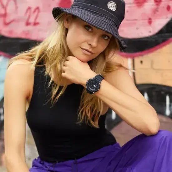 Наручные часы Casio G-Shock GMA-S2200-1ADR