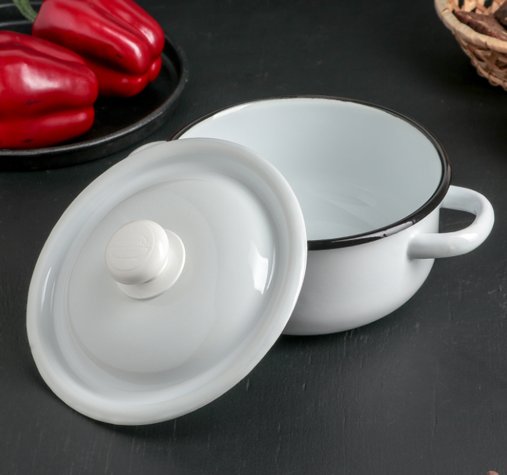 Кастрюля эмалированная, 1.5 л, цвет белый