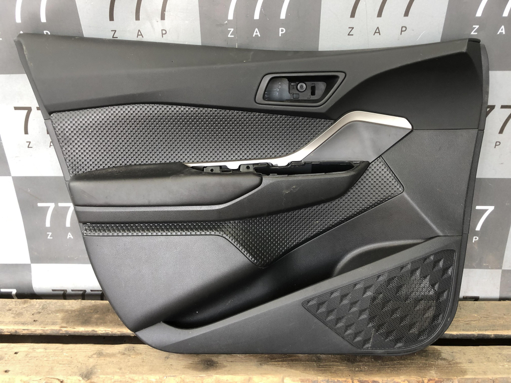 Обшивка двери передней левой Toyota C-HR 16-23 Б/У Оригинал 67061F4110C3