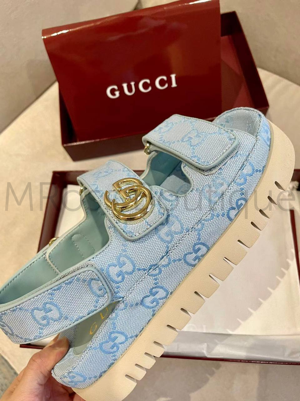 Женские сандалии Gucci GG голубого цвета с узорами