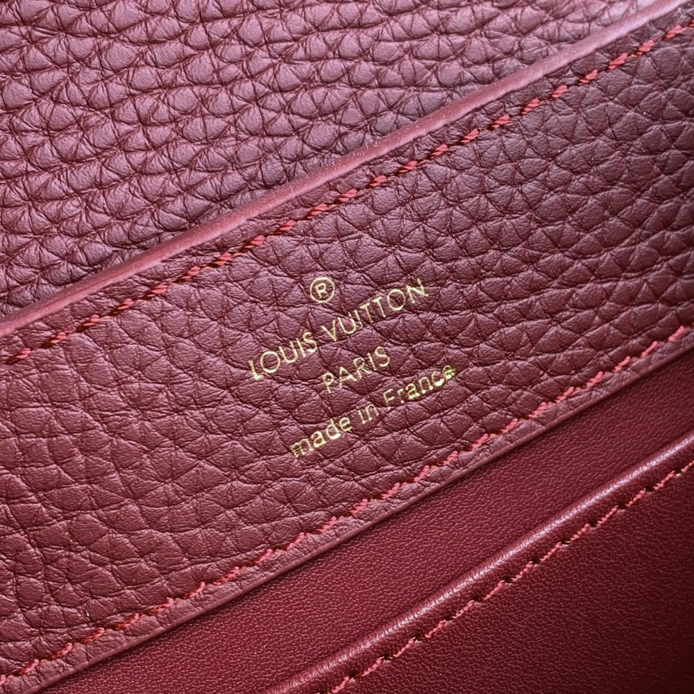 Louis Vuitton Capucines BB