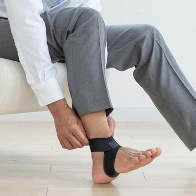 Cуппорт для голеностопа PHITEN METAX легкой степени фиксации