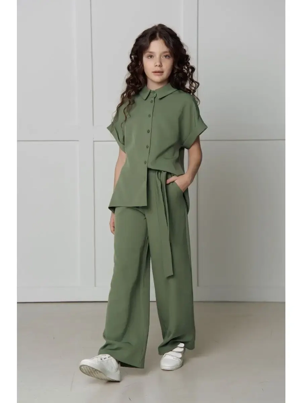 Костюм с брюками палаццо