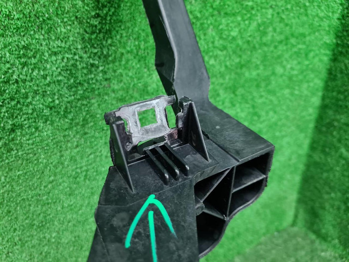 Телевизор Kia Carnival 4 (2020-н.в.)