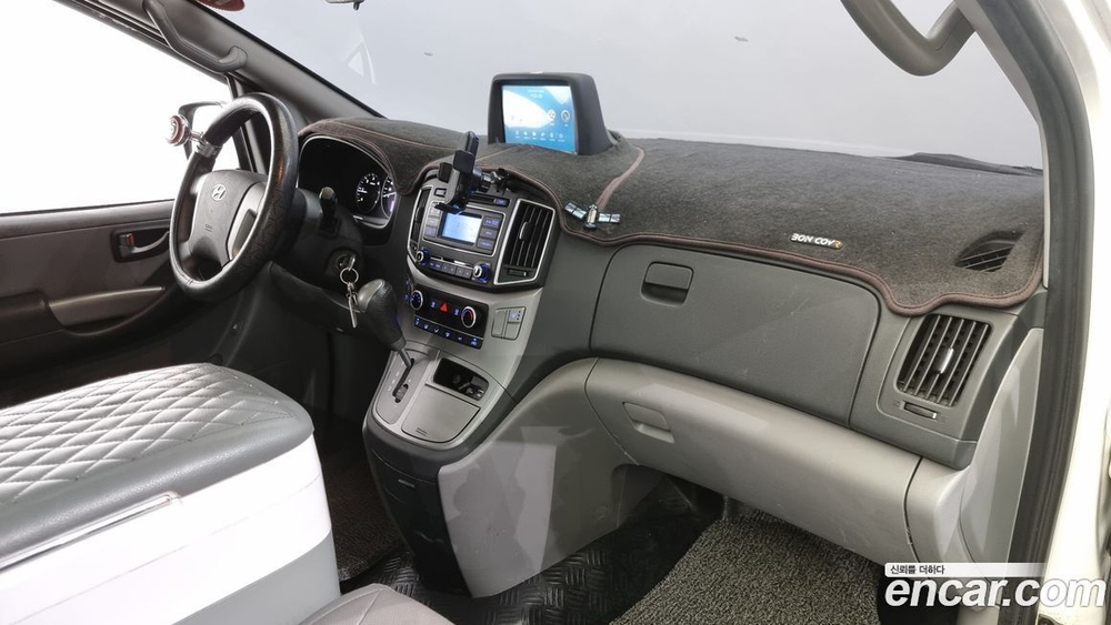 Hyundai The New Grand Starex 캠핑카 (12.2019)