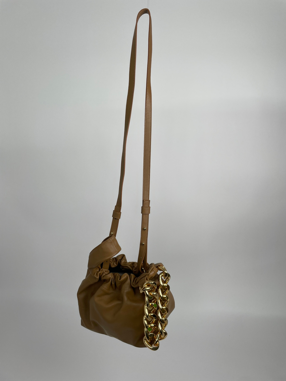 Сумка DeMellier Santa Monica Chain Leather Top Handle Bag