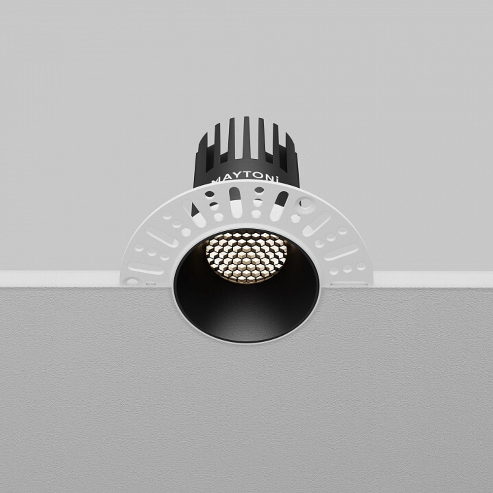 Встраиваемый светильник Maytoni Dip DL119-10W-4K-TRS-B