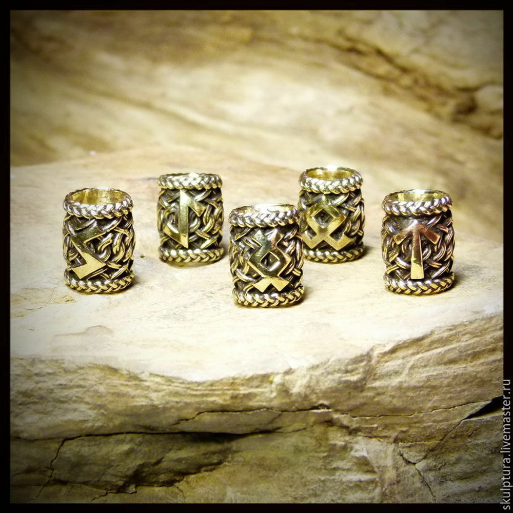 Бусина "Руна Ингус . Старший футарк" для темляков или браслетов