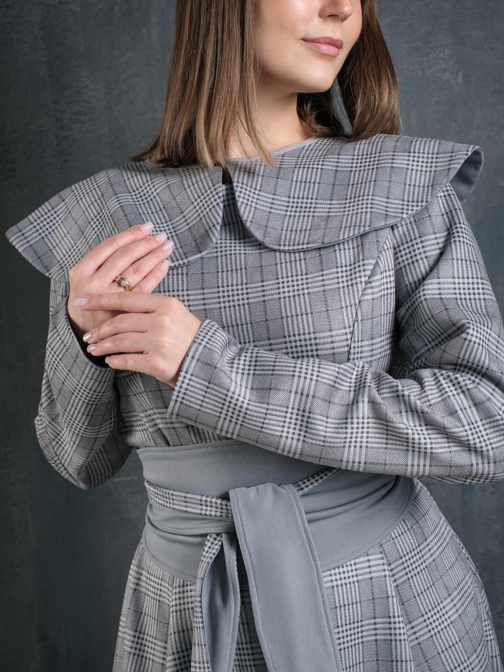 Платье с кушаком /серо-голубая клетка