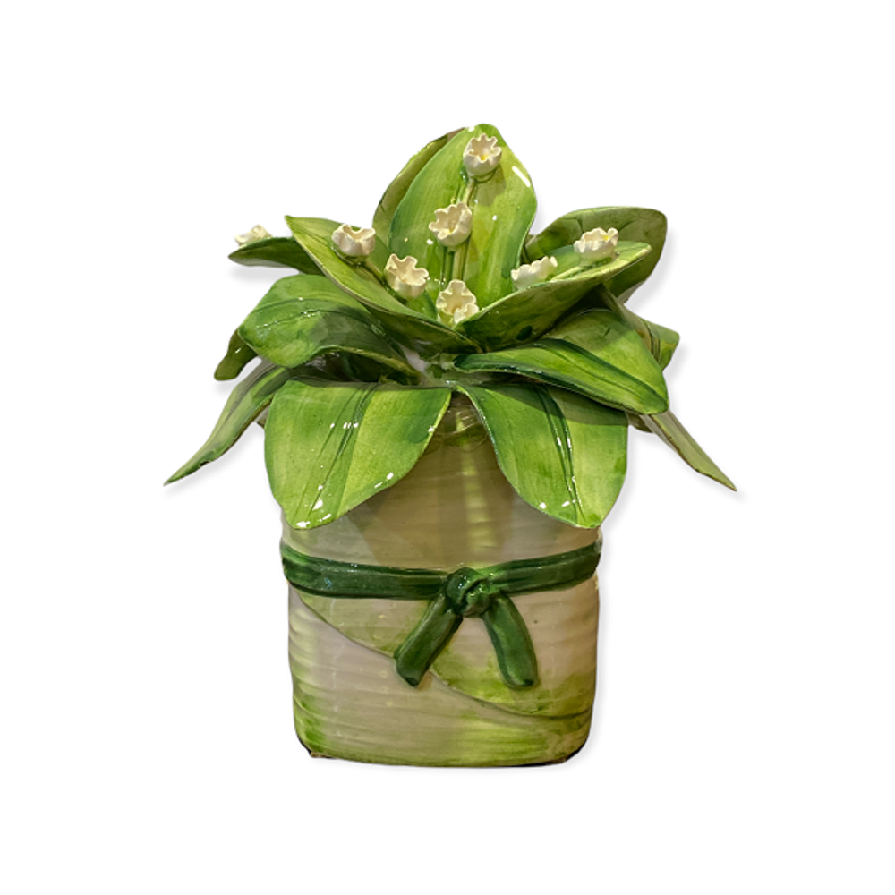 Ландыши в кашпо