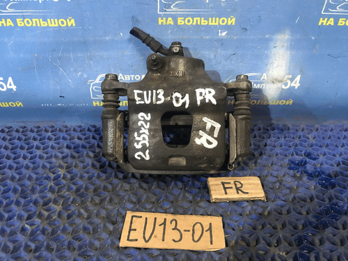 Суппорт тормозной передний правый NISSAN BLUEBIRD 1993