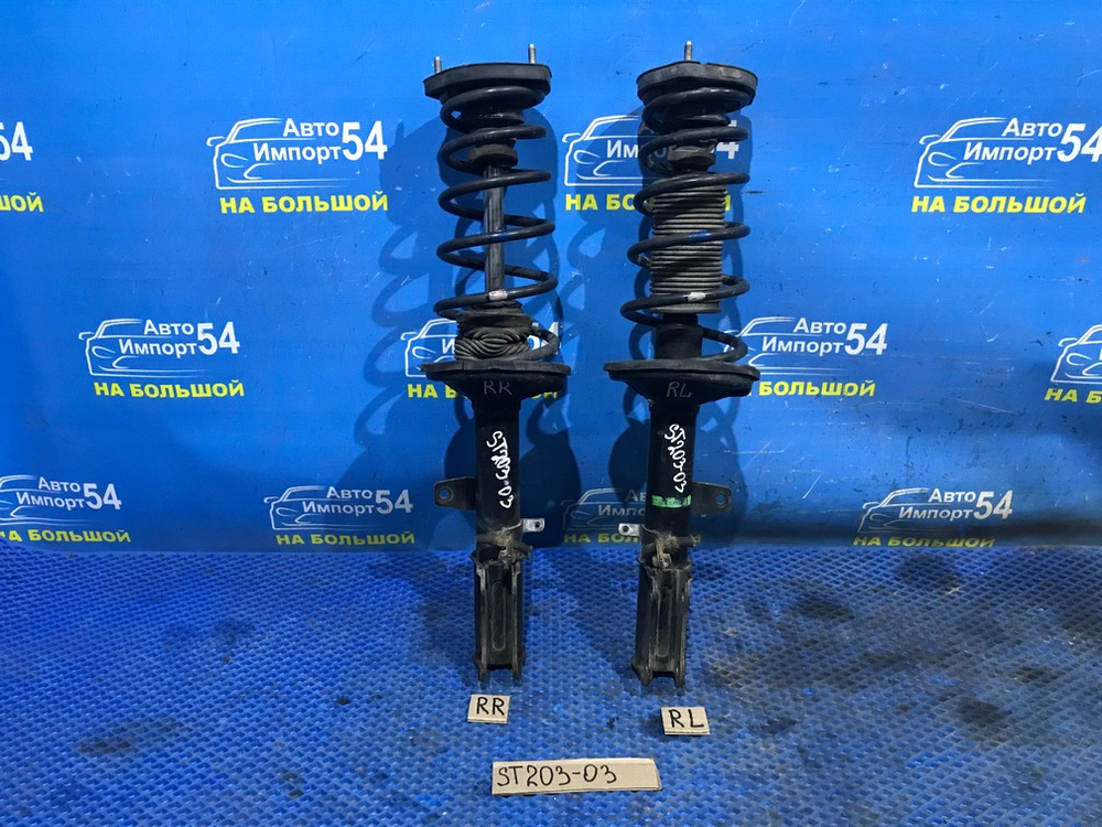 Стойка задняя правая TOYOTA CORONA EXIV 1996