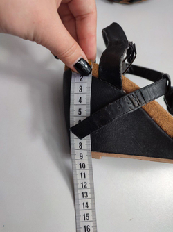 Босоножки Yessica на танкетке 37 размер