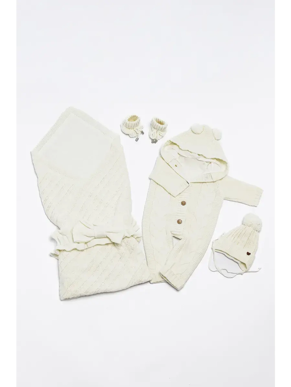 Конверт вязаный на выписку новорожденного