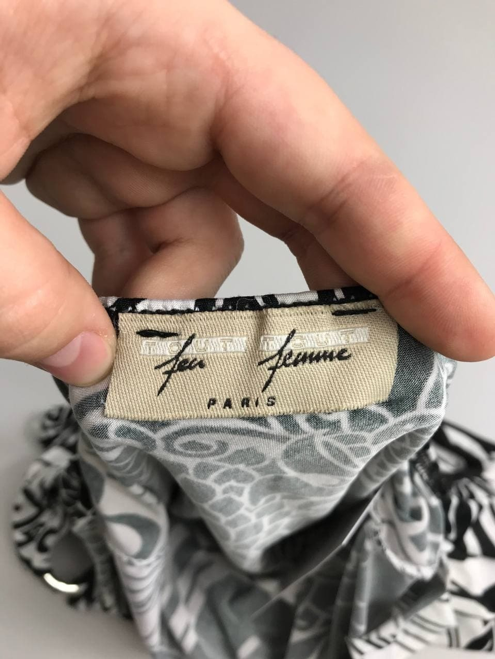 Топ Femme с черно-белым принтом 40 размер