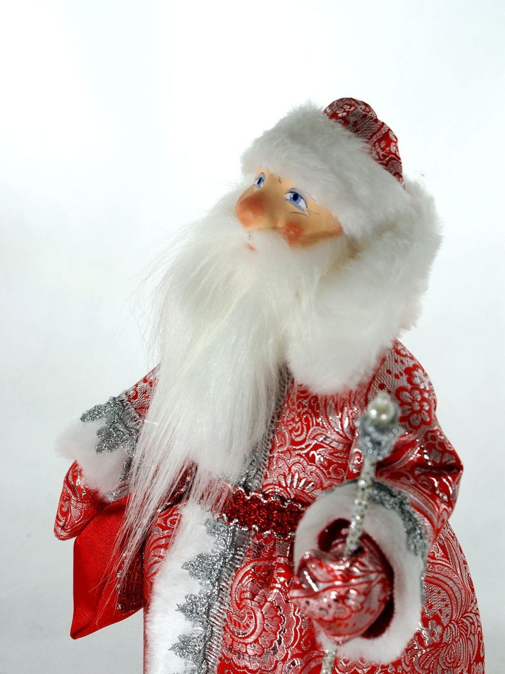Дед Мороз под елку, фарфоровая кукла Дедушка Мороз