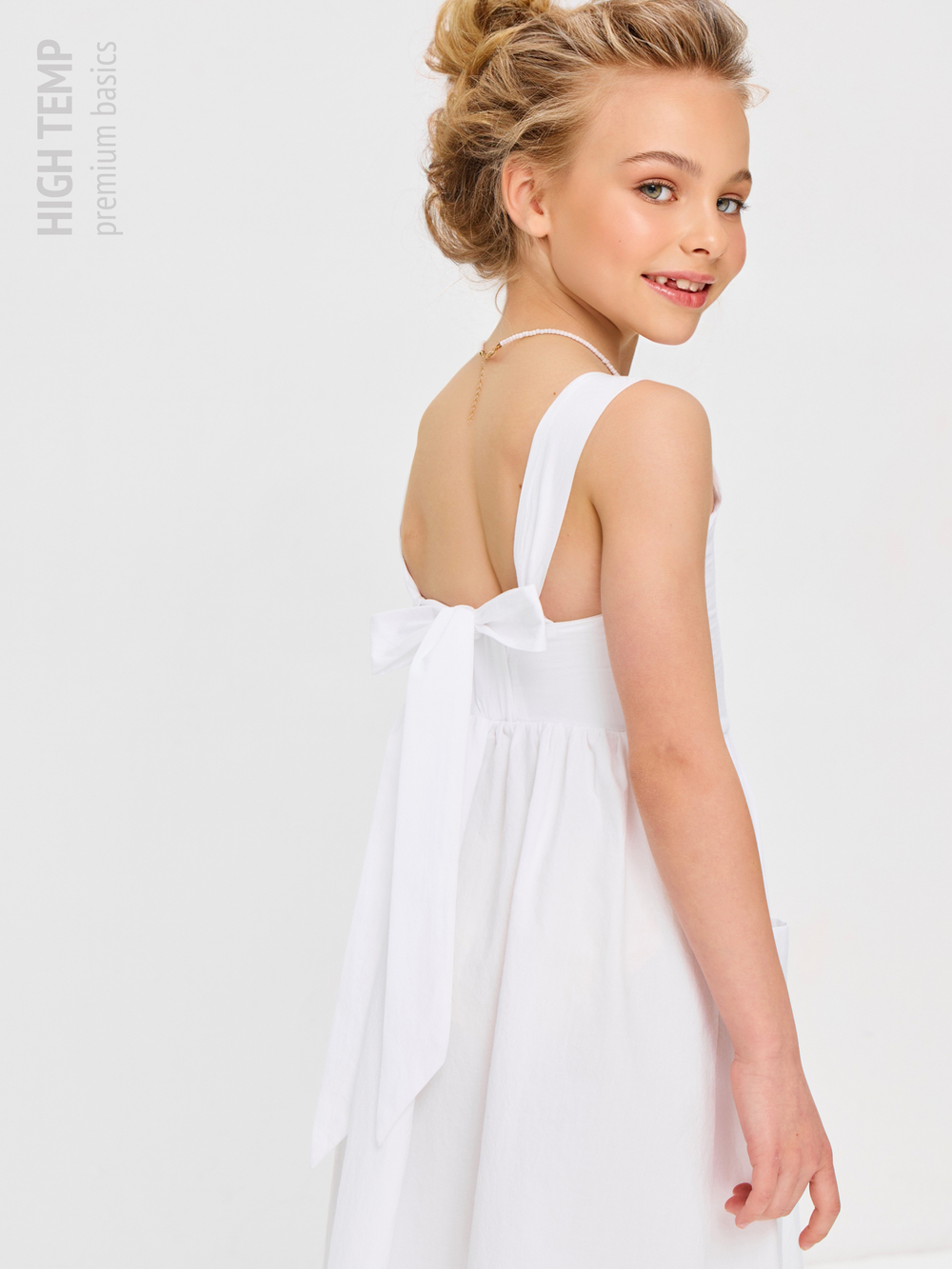 Сарафан из хлопка с бантом на спинке