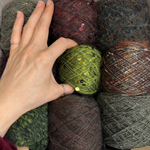 Теплый набор из итальянской фантазийной пряжи для свитера или кардигана «ДРИАДА»; состав: кашемир, вспушенная альпака, пайетки, кидмохер, мягчайший меринос, люрекс; Общий вес: 560гр MP