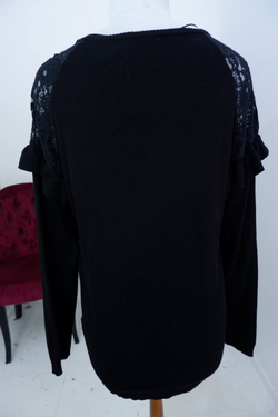 Джемпер KIABI с романтичной отделкой 48 размер