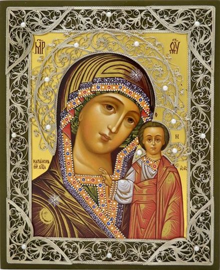 Казанская Божия Мать. Рукописная икона с серебряной филигранью.