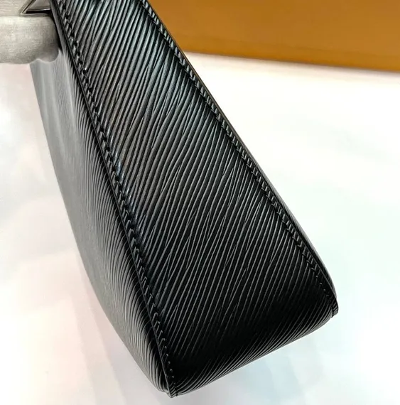 Сумка женская Louis Vuitton Marelle черный